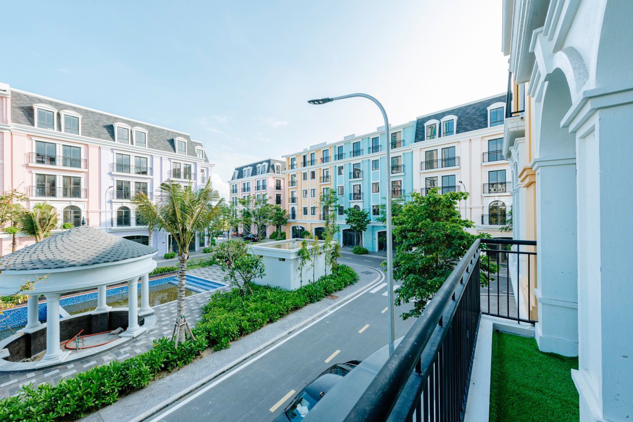 Cho Thuê Villa 7-8 Phòng Ngủ Harbor Bay Hạ Long